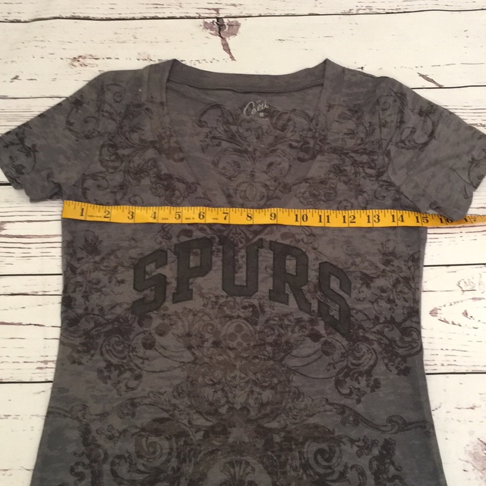 NWOT Scroll Printed Spurs Shirt - Picture 5 of 6